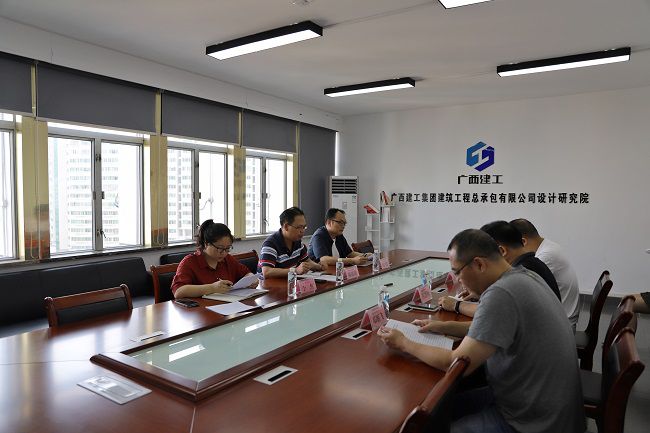 会议现场。林成斌（建图）.jpg