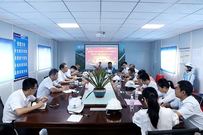 党课会议现场。 周煜川摄（建图）.jpg