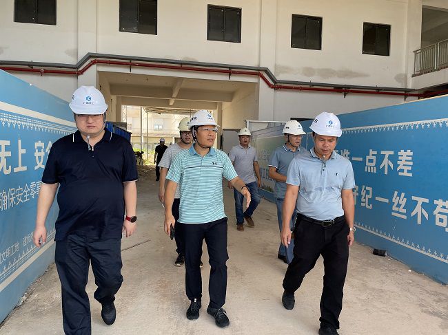查抄现场。刘博群 摄（建图）.jpg