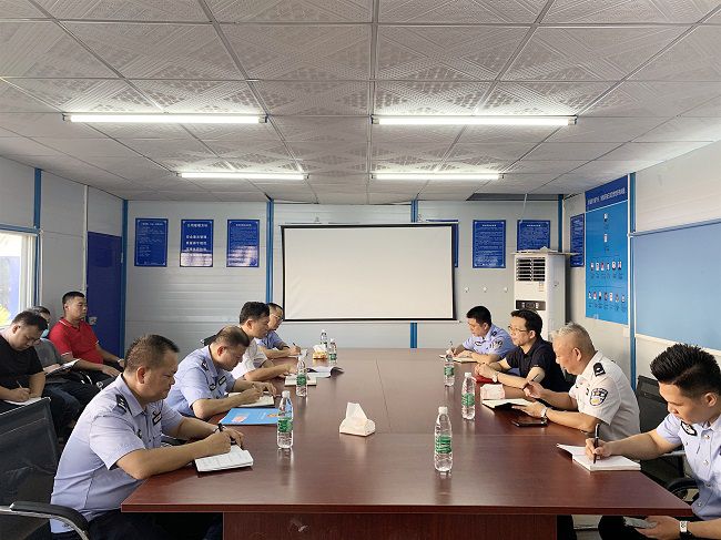 调研座谈会现。ńㄍ迹.jpg