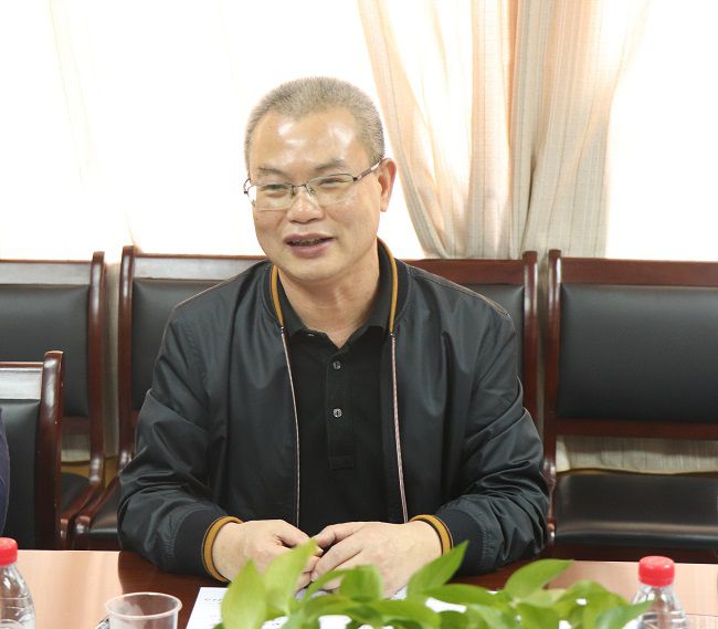 邓少新在会上作总结讲话。（建图） 周煜川 摄.jpg