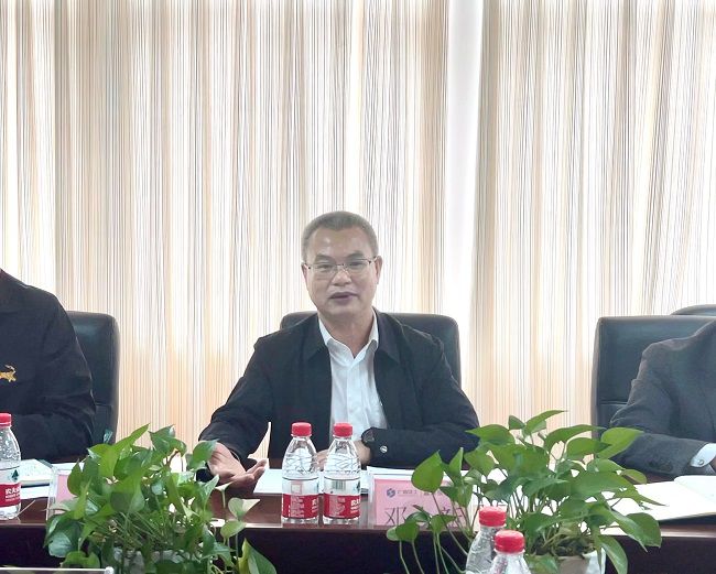 邓少新讲话。卢丽君 摄（建图）.jpg