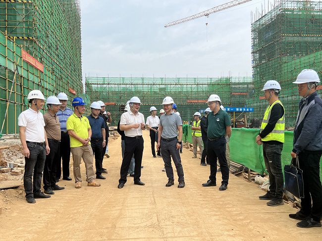 查抄项目现场。廖之锭 摄（建图）.jpg