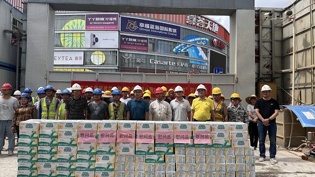 活动合影。容芝雅 摄（建图）.jpg